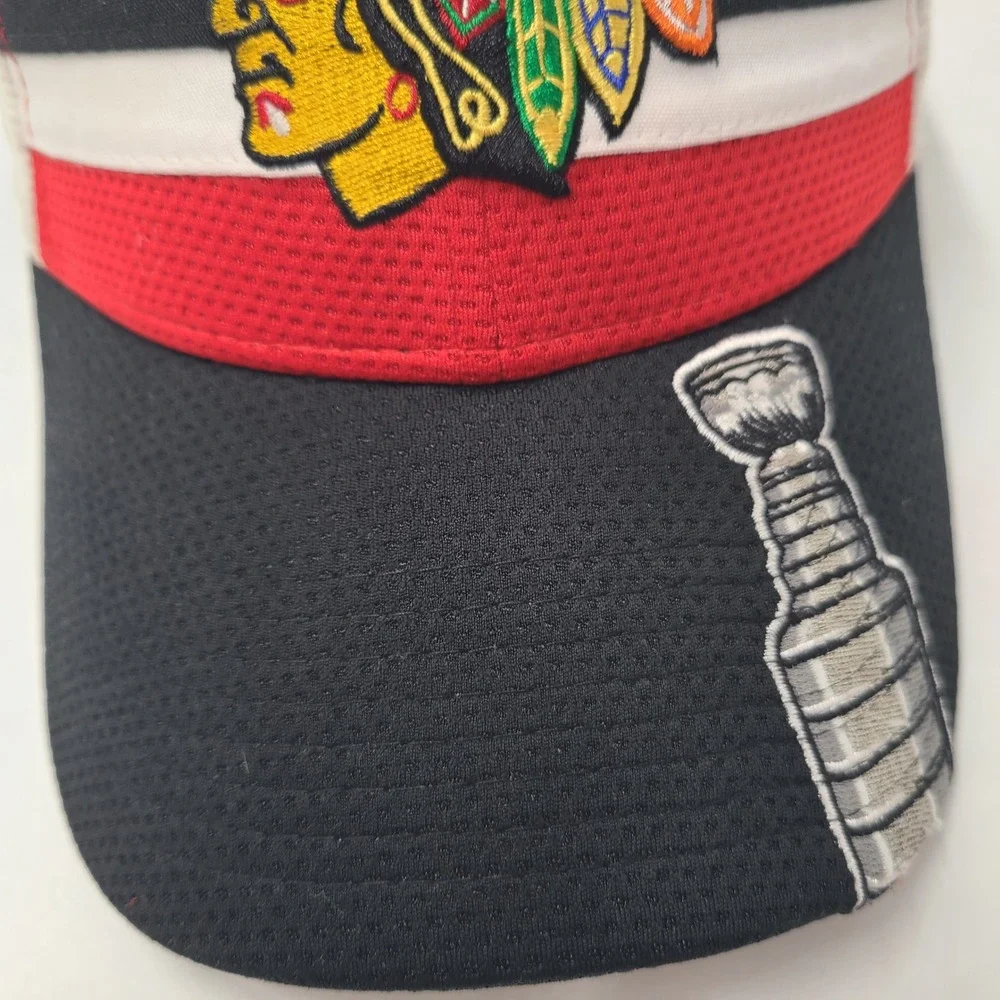 Chicago Blackhawks Hat Adjustable New Era 9Forty Red White Stanley Cup Champions
